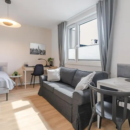 Chopina Comfort By Bookinghost Apartman