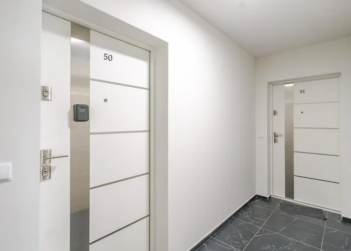 Chopina Comfort By Bookinghost Apartmán